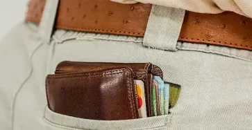 How to Choose a Balance Transfer Credit Card to Pay Off Debt